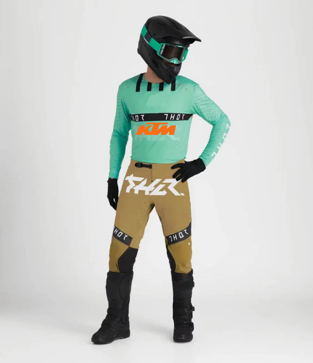 2026 KTM MX GFX Gear Set Power - مراجعة Cycling Gear Kit وسعره