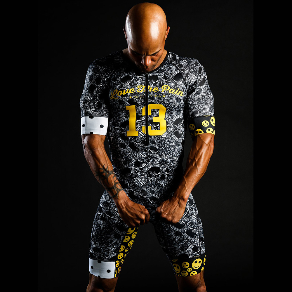 Love The Pain Man Cycling Skin - مراجعة Triathlon Cycling Kit وسعره