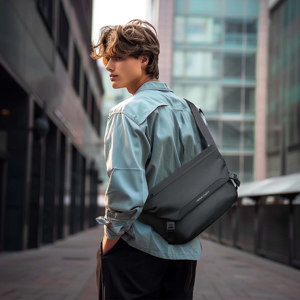HK Water Repellent Messenger B - مراجعة Cycling Gear Bag وسعره