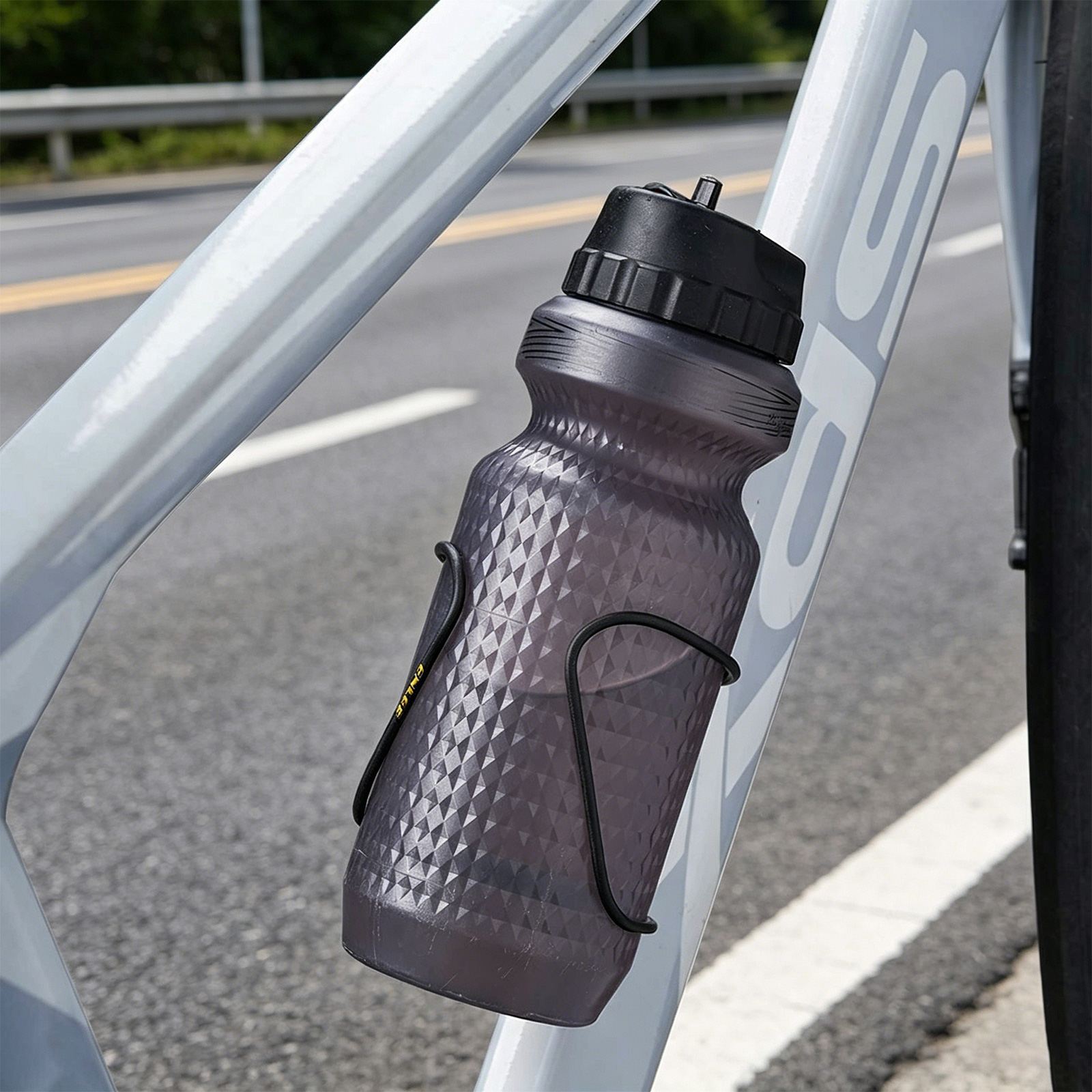 Ultra Light Bike Bottle Holder - مراجعة Ultra Cycling Gear وسعره